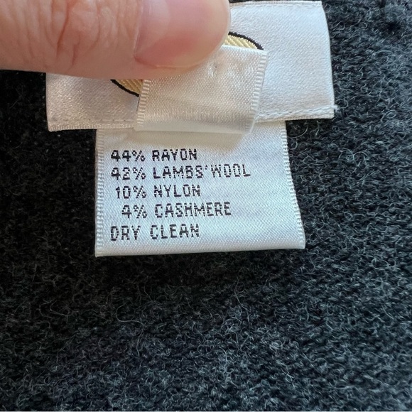 Talbots Charcoal Grey Argyle Lambs Wool Cashmere Blend Sweater Vest, Size Small - Picture 4 of 6